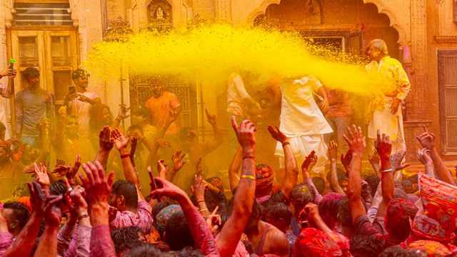 Holi Udaipur at Jagdish Temple