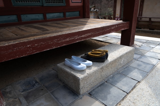 Leave your shoes outside