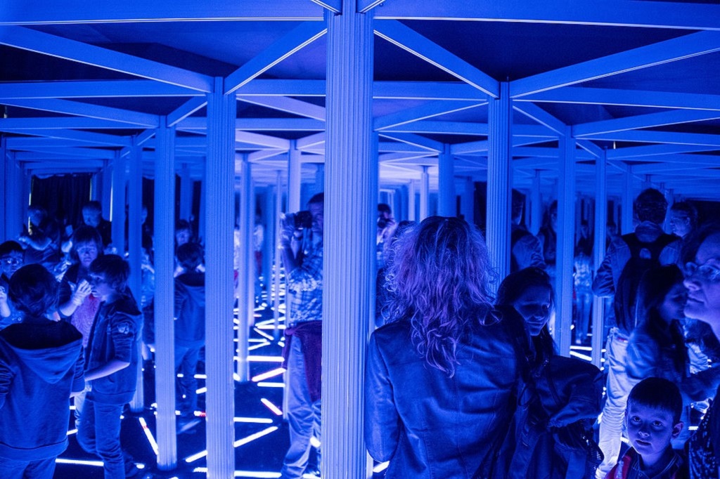 fascinating building filled with five floors of optical illusions, tricks and puzzles.