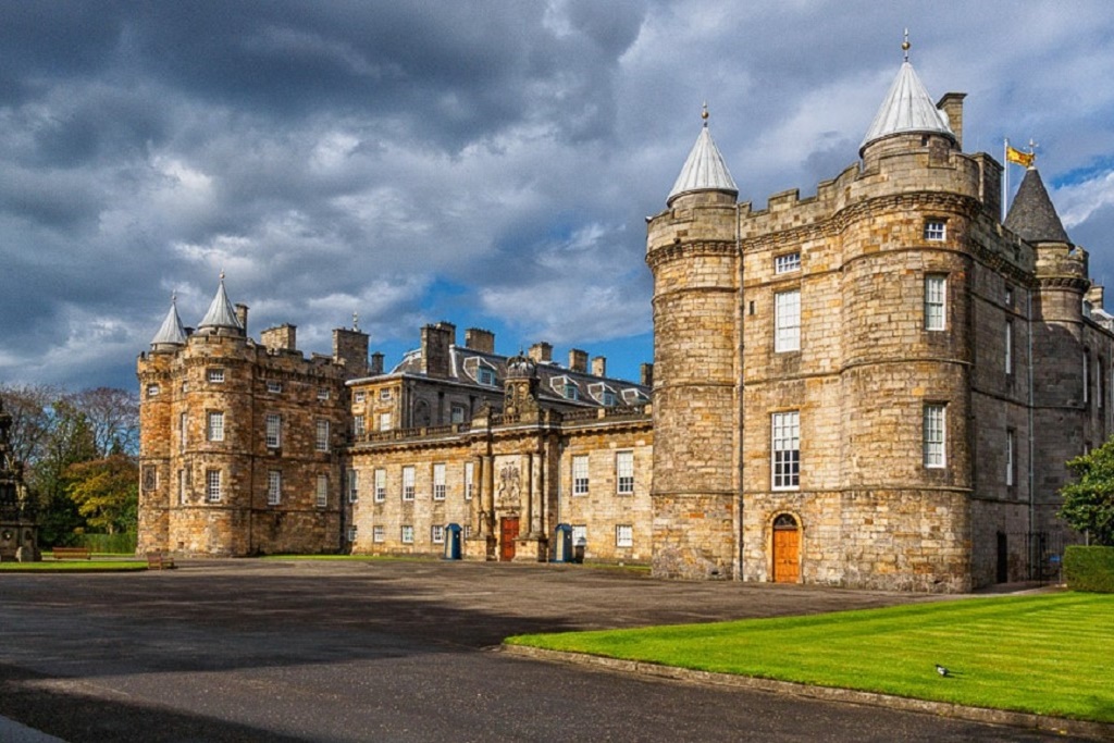 edinburgh in uk