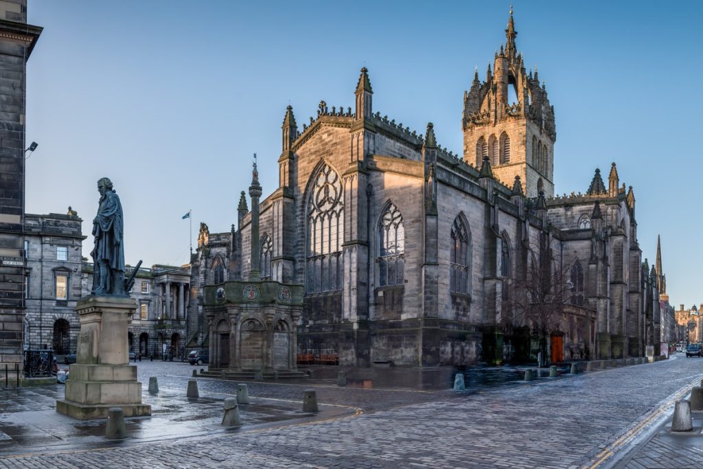 14th-century cathedral features