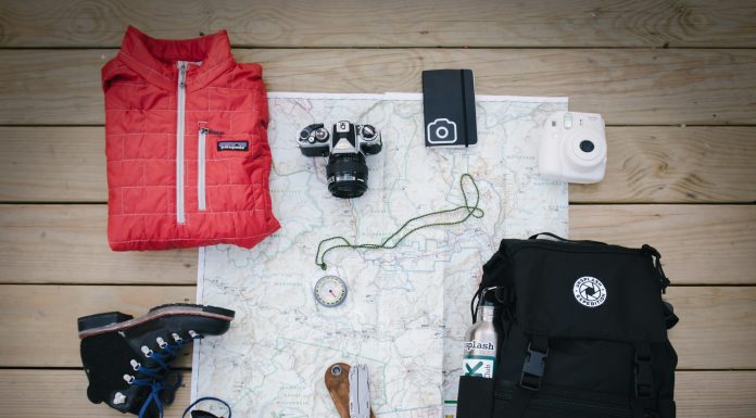trekking essentials, (Image Source: Unsplash) trekking essentials