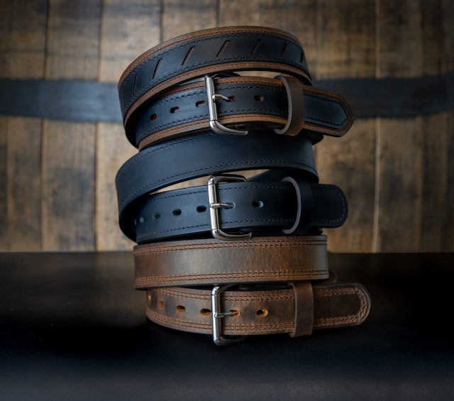 Reversible belt with dual colours - Travel outfits for men