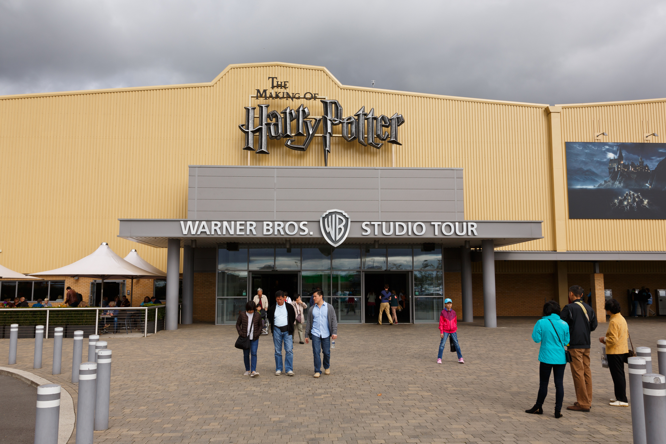 Entrance to the harry potter warner bros studio tour - Harry Potter Tour