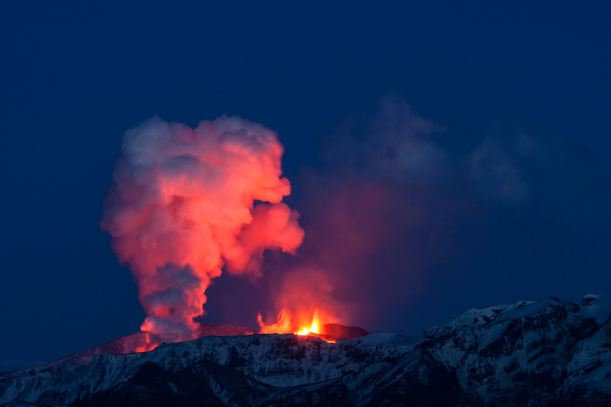 Eyjafjallajökull spews lava and ash in Iceland - volcanoes