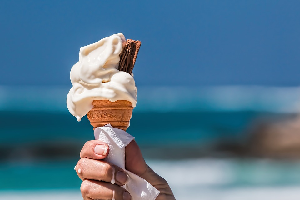 tips to beat the summer heat ice cream