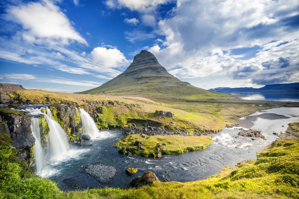 kirkjufell mountain on snaefellsnes peninsula, iceland