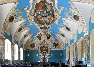 Kazansky railway station ( Kazansky vokzal) -- is one of nine railway terminals in Moscow,