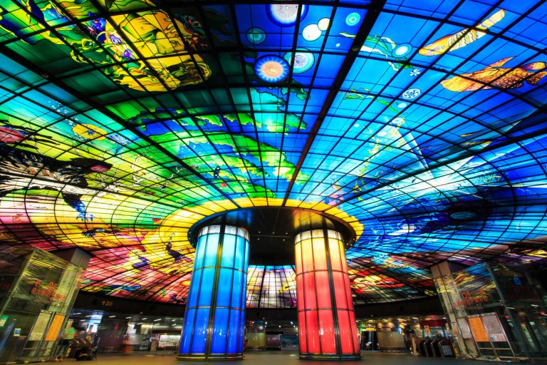 22 Of The Most Beautiful Train Stations Around the World