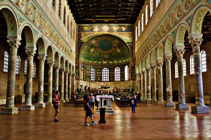 Basilica of Sant Apollinare Byzantine buildings