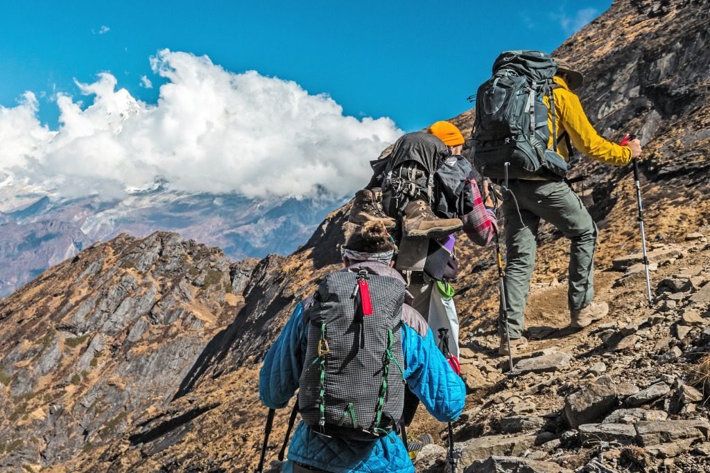 BACKPACKING ESSENTIALS: MUST-HAVE FEATURES IN TREKKING & HIKING