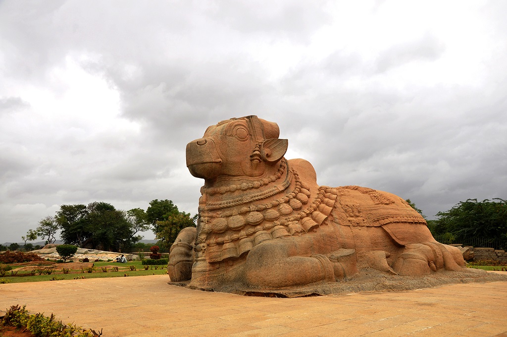 Lepakshi Temple, road trips from bangalore