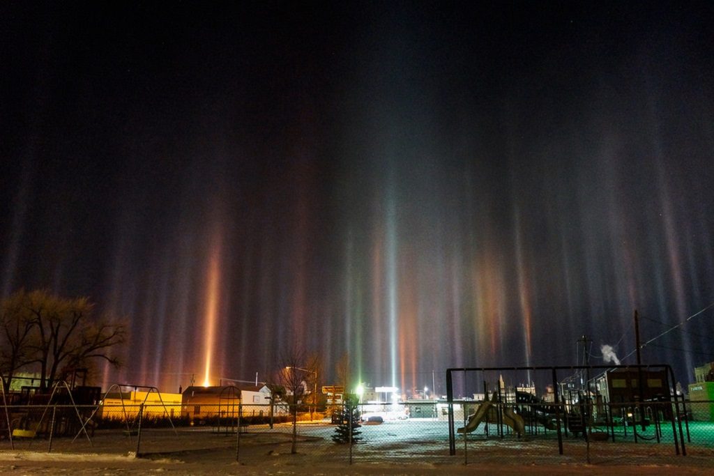 Light pillars