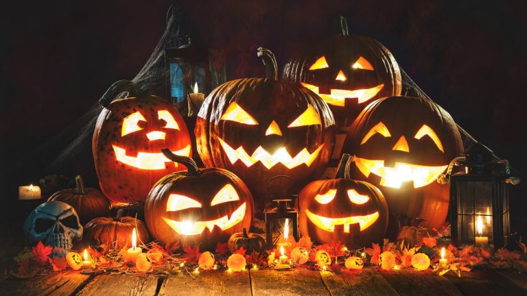 13 Best Places Around The World To Celebrate Halloween This Year