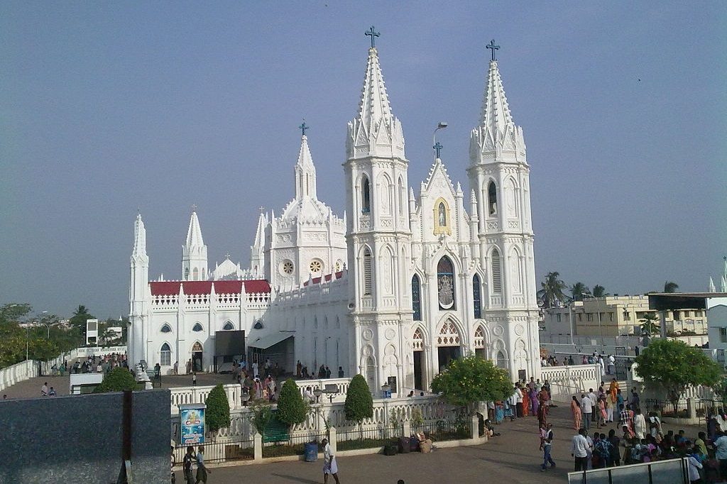 Vailankanni_Church_front_view