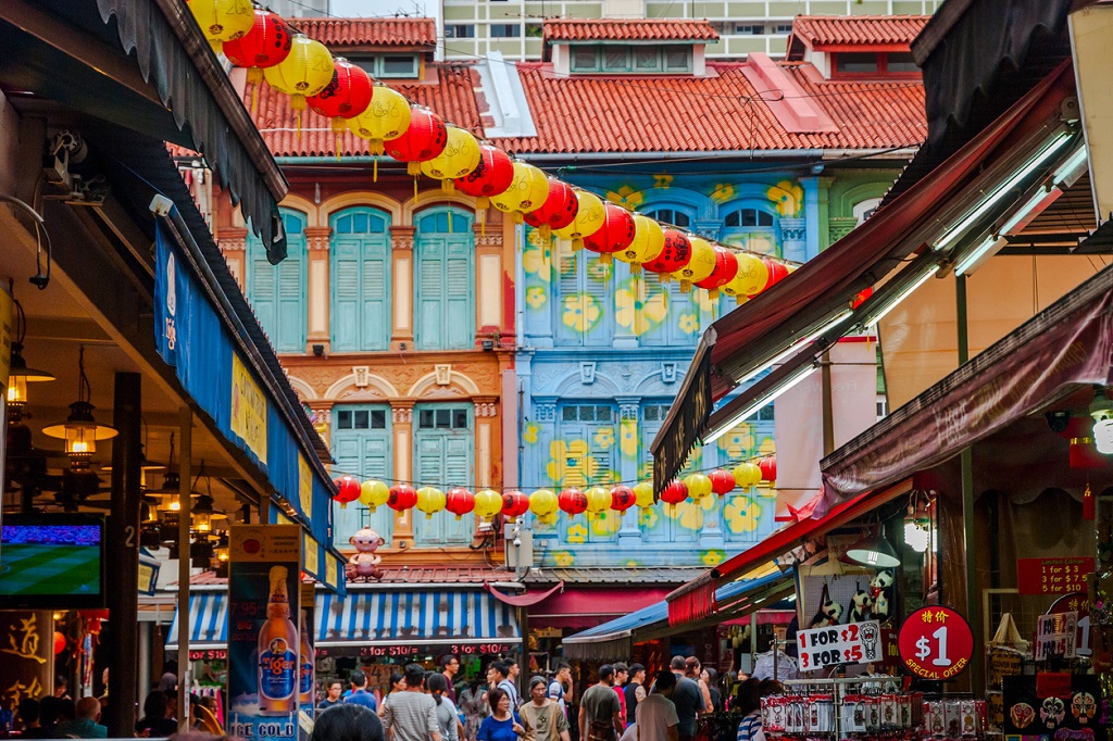 View on street in China town, Singapore