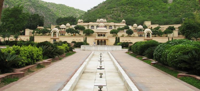 Sisodia-Rani-Garden