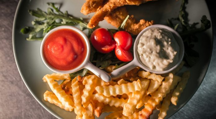 Canadian dishes, (Image Source: Unsplash) Canadian dishes