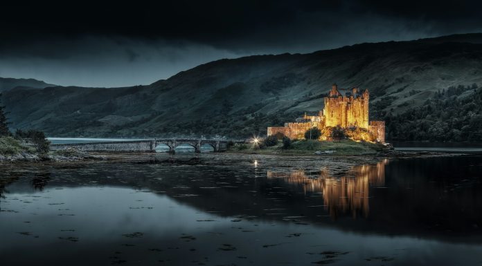 Castles In Scotland, (Image Source: Unsplash) Castles In Scotland
