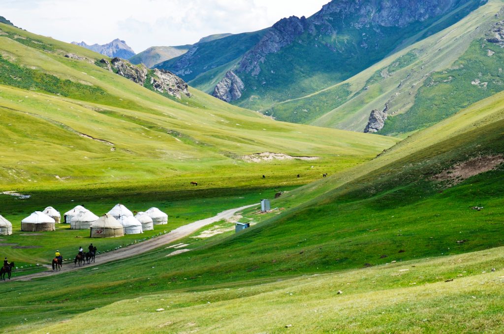 5 Must-Do Hikes in Kyrgyzstan
