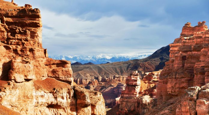 A Guide To Charyn Canyon (Image Source: Unsplash) A Guide To Charyn Canyon