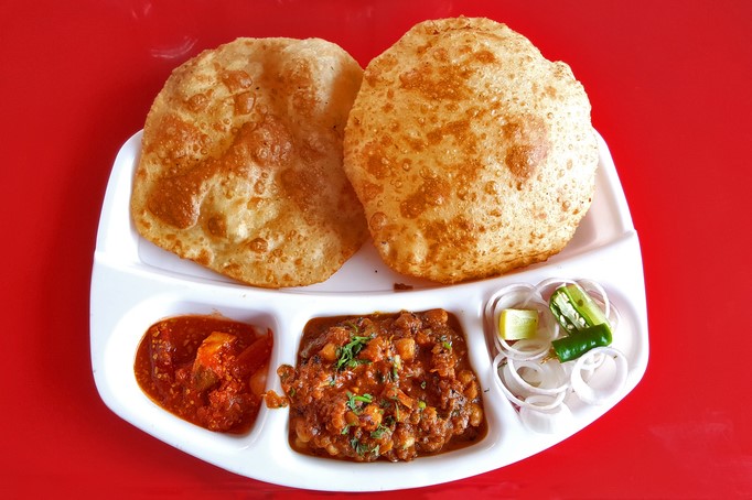 Street food in India - Chole Bhature