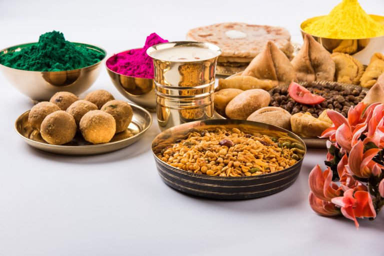 Relish These Delicious Traditional Holi Dishes Throughout The Year