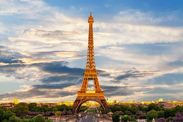 Unusual Facts About Eiffel Tower in Paris