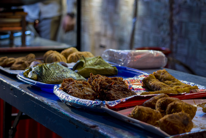 Various delicacies served during Ramzan.