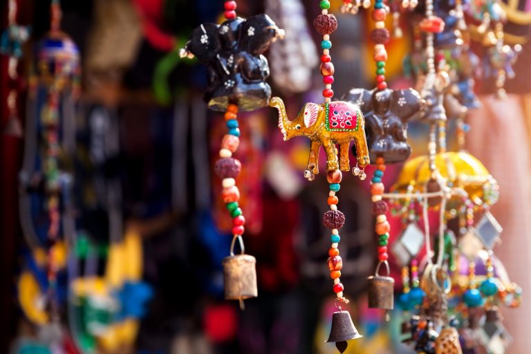 14 Traditional Markets In India You Have To Explore