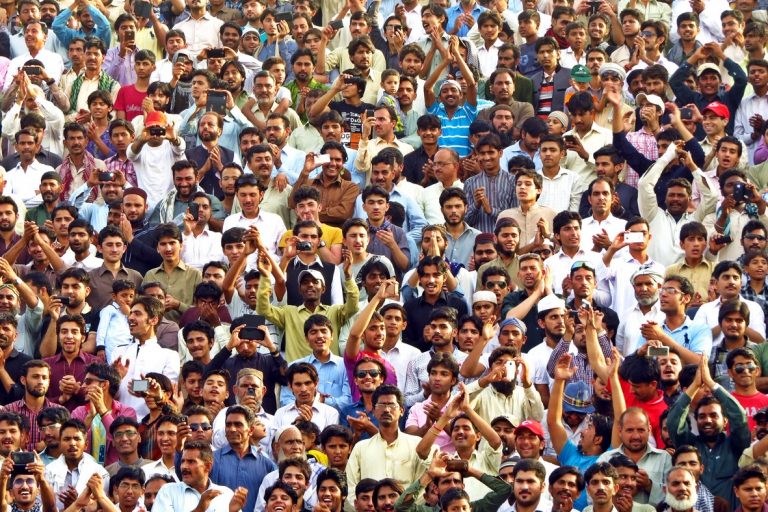 If You Do These 50 Things You Probably Are An Annoying Indian Traveller