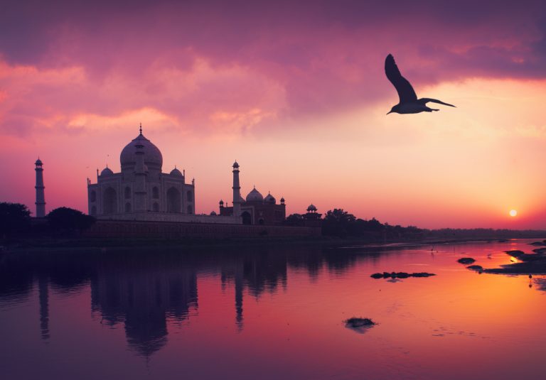 14 Famous Places In Agra That Are Worth Visiting