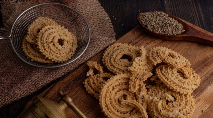 Healthy Indian Snacks, (Image Source: Pexels) Healthy Indian Snacks