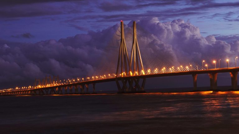 An Ode To Incomplete Experiences: Mumbai