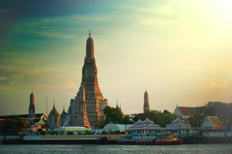 The 7 Best Places To Visit In Bangkok