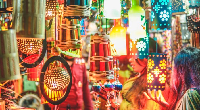 traditional markets in India, (Image Source: Pexels) traditional markets in India