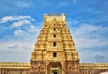 5 Historic Temples In Srirangapatna Near Mysuru, Karnataka A beautiful temple present in Srirangapatna city of God Ranganath Swamy. It shows the architectural beauty of the temple