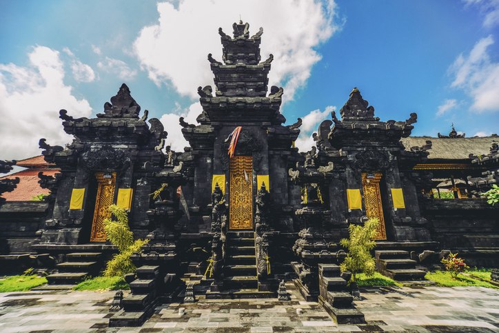 Temples are chief attractions in Bali - Pura Besakih