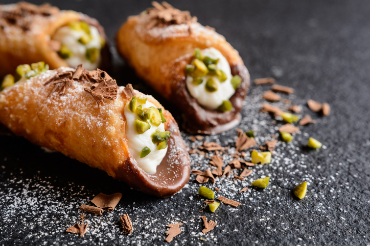 Cannoli- desserts in italy