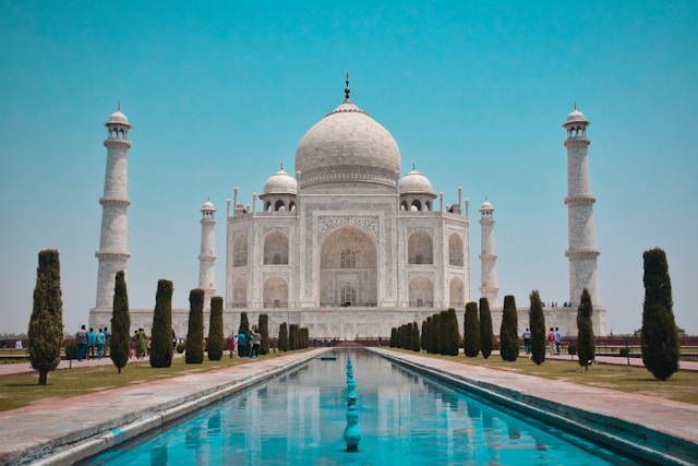 historical buildings in India - Taj Mahal