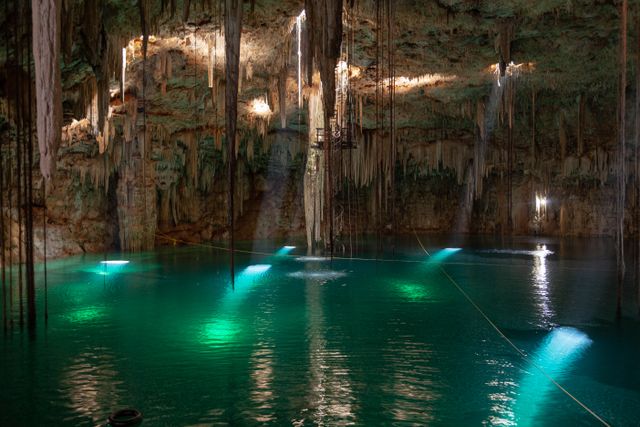 Rio Secreto, Mexico