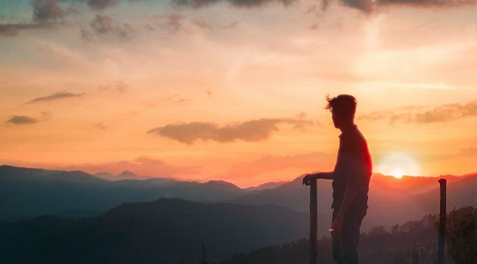 Lansdowne, (Image Source: Unsplash) Lansdowne