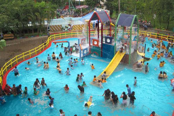 India's best water parks - Dreamworld Water Park (Thrissur) 