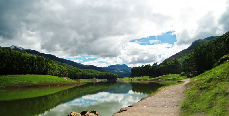 Places to visit in Munnar - Echo Point