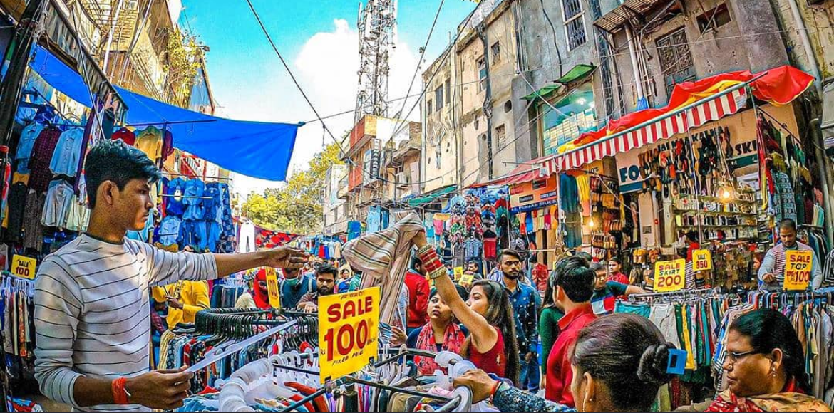 Sarojini Nagar in Delhi -  - flea markets in India