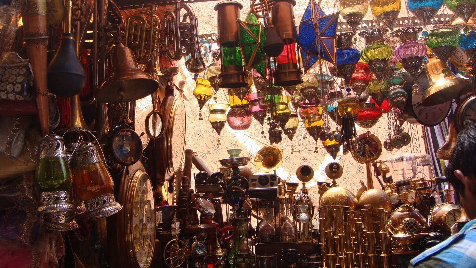 Colaba Causeway Mumbai -  - flea markets in India