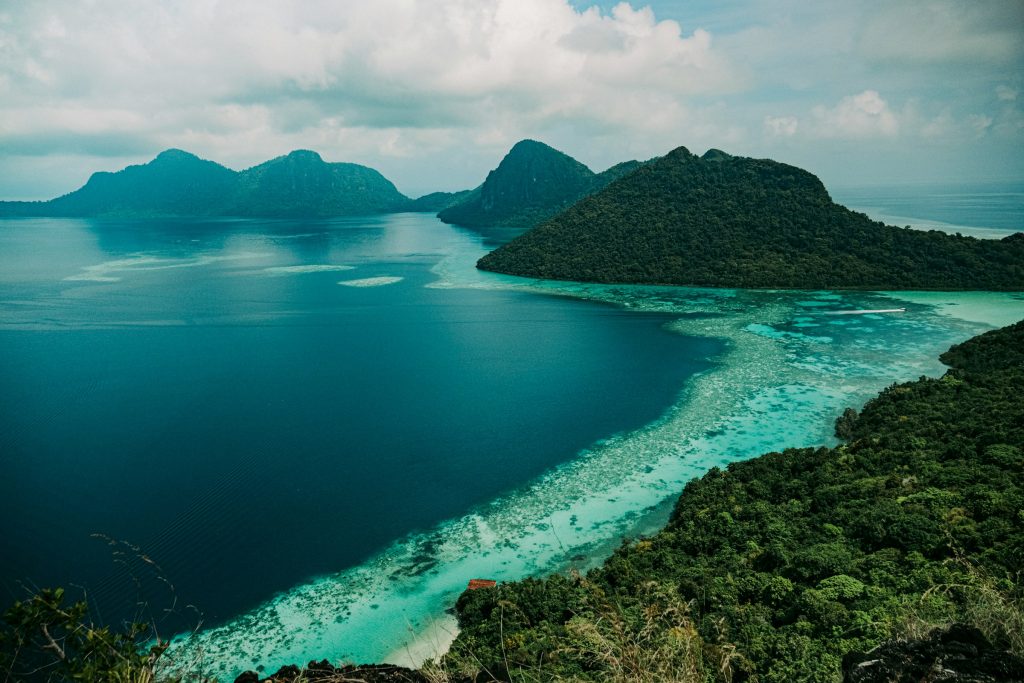 Why Fiji Should Be Your Next Holiday Destination