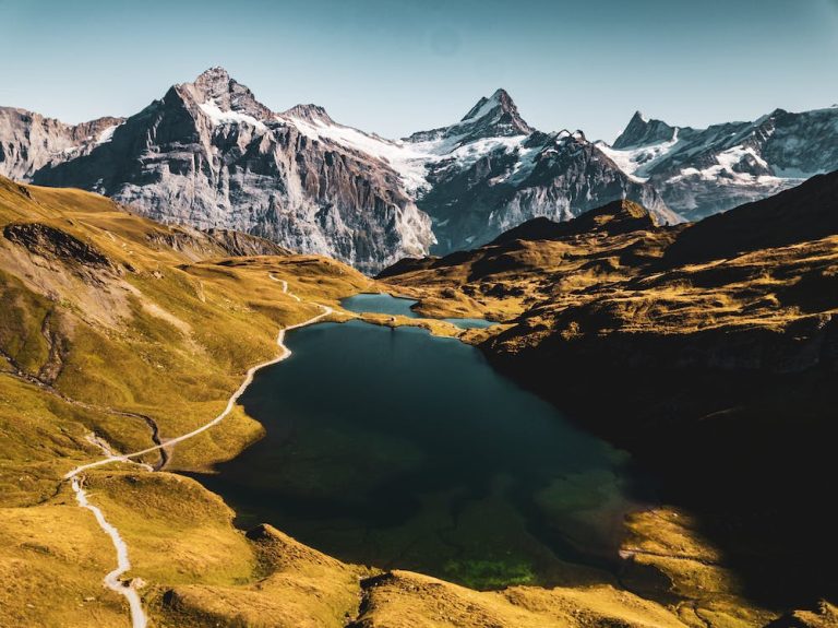 8 Surreal Lakes Of Switzerland Known For Its Magnificence