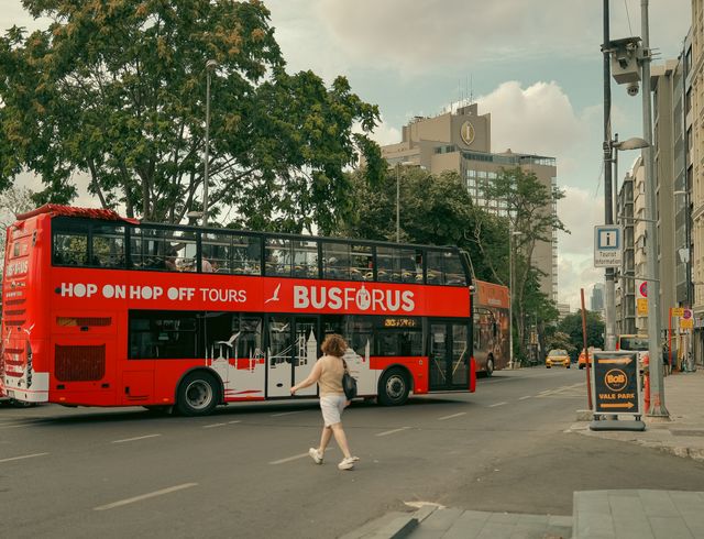 HOP ON HOP OFF BUS TOURS in New York in USA.