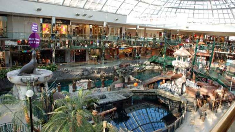 9 Of The Biggest Malls In The World